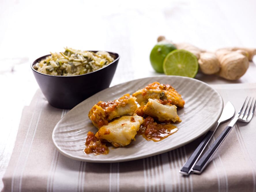 Bacalhau em molho de açafrão e gengibre