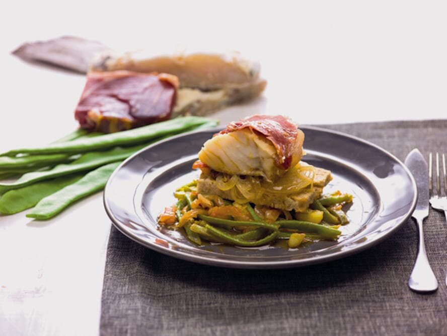 Lombo de bacalhau envolto em presunto alentejano