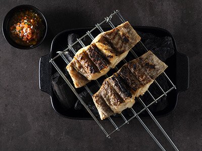 Bacalhau da Noruega assado na brasa